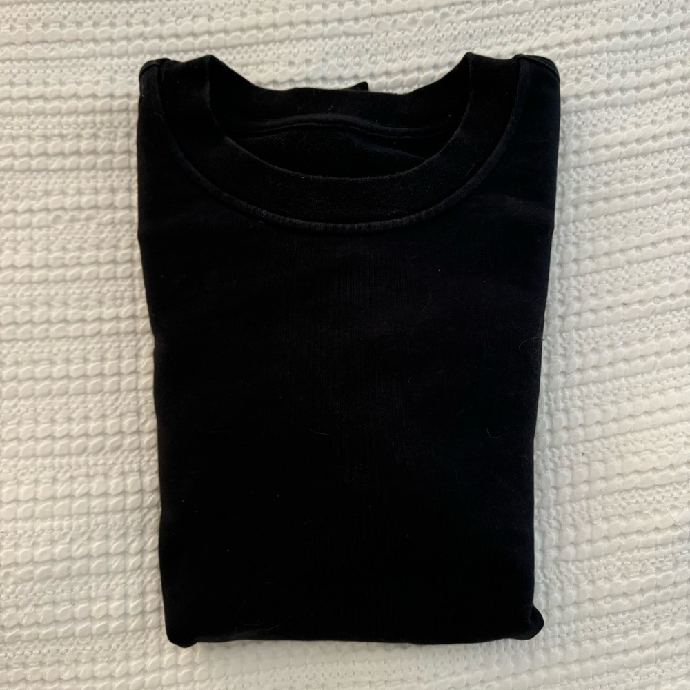 Lululemon Perfectly Oversized Crew size 6 in color black